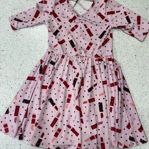 DDS Lipstick / heart  Kids Dress - cool fabric.  Ballerina style size 7